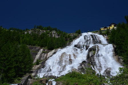 Valle Formazza, Toce Wasserfall  Roberto Maggioni  | Freie-Pressemitteilungen.de